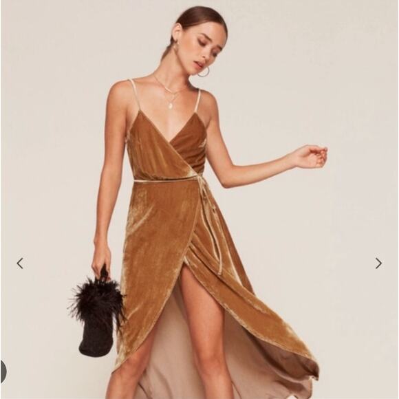 Reformation Dresses & Skirts - Reformation Anoush Yellow Gold Crushed Velvet Tie Front Dress – Size S